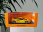 Voiture miniature maxichamps 1:43 Mclaren 12c jaune