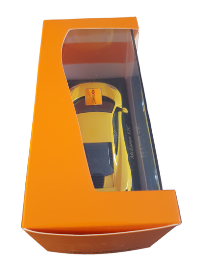 Voiture miniature maxichamps 1:43 Mclaren 12c jaune
