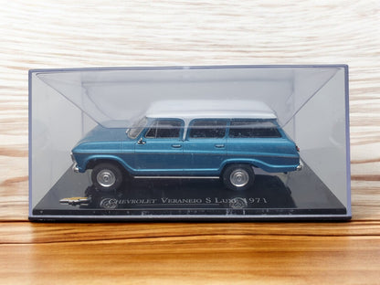 Miniature 1/43 chevrolet veraneio S Luxe 1971 bleu