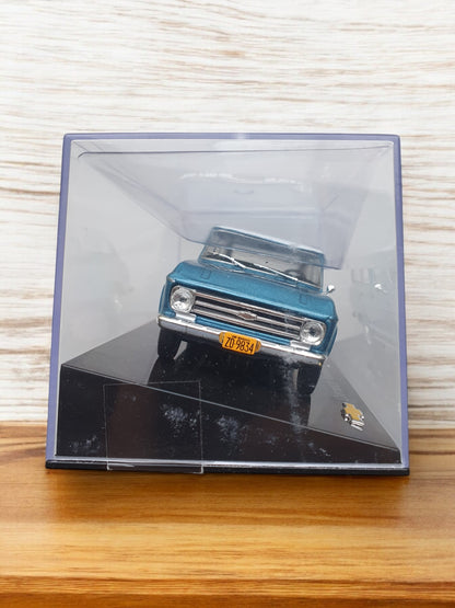 Miniature 1/43 chevrolet veraneio S Luxe 1971 bleu