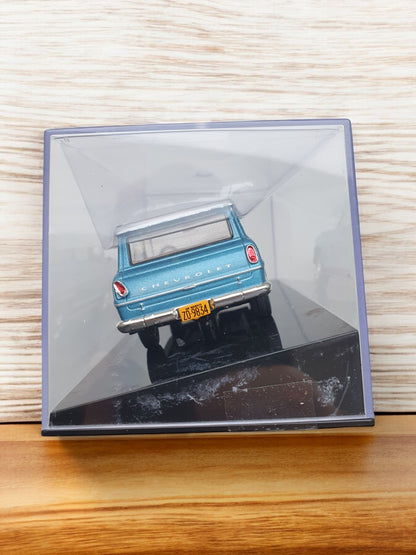 Miniature 1/43 chevrolet veraneio S Luxe 1971 bleu