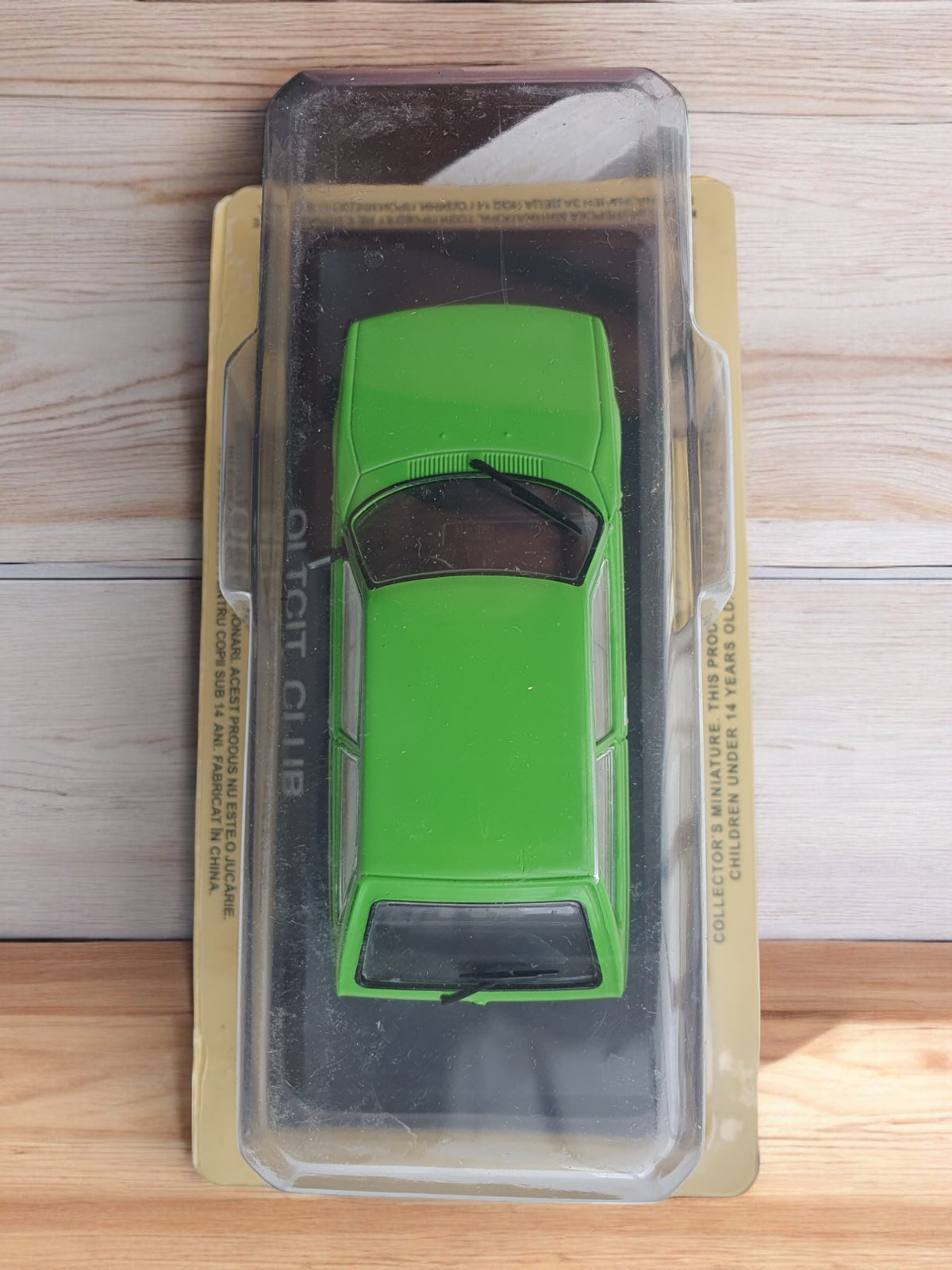 Miniature oltcit club 1/43 verte