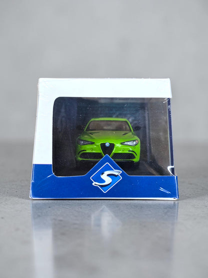 Solido Alfa Romeo Giulia Quadrifoglio 2020 Acid Green 1/43 S4313106 – Neuve Scellée