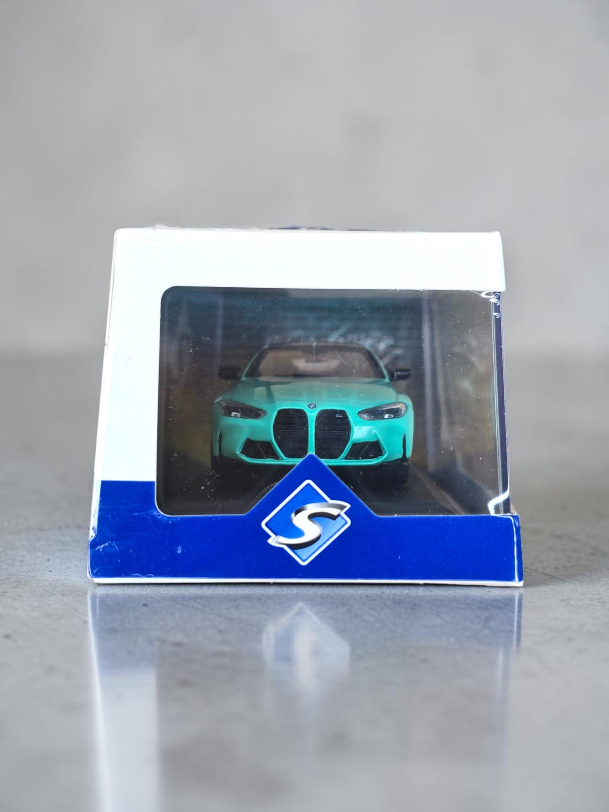 Solido BMW M4 (G82) Competition 2023 Mint Green 1/43 S4316002 – Neuve Scellée