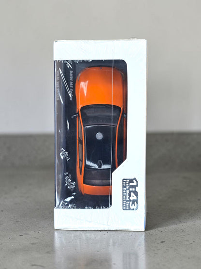 Solido BMW M5 Sedan 2024 Fire Orange III 1/43 S4317552 – Neuve Scellée