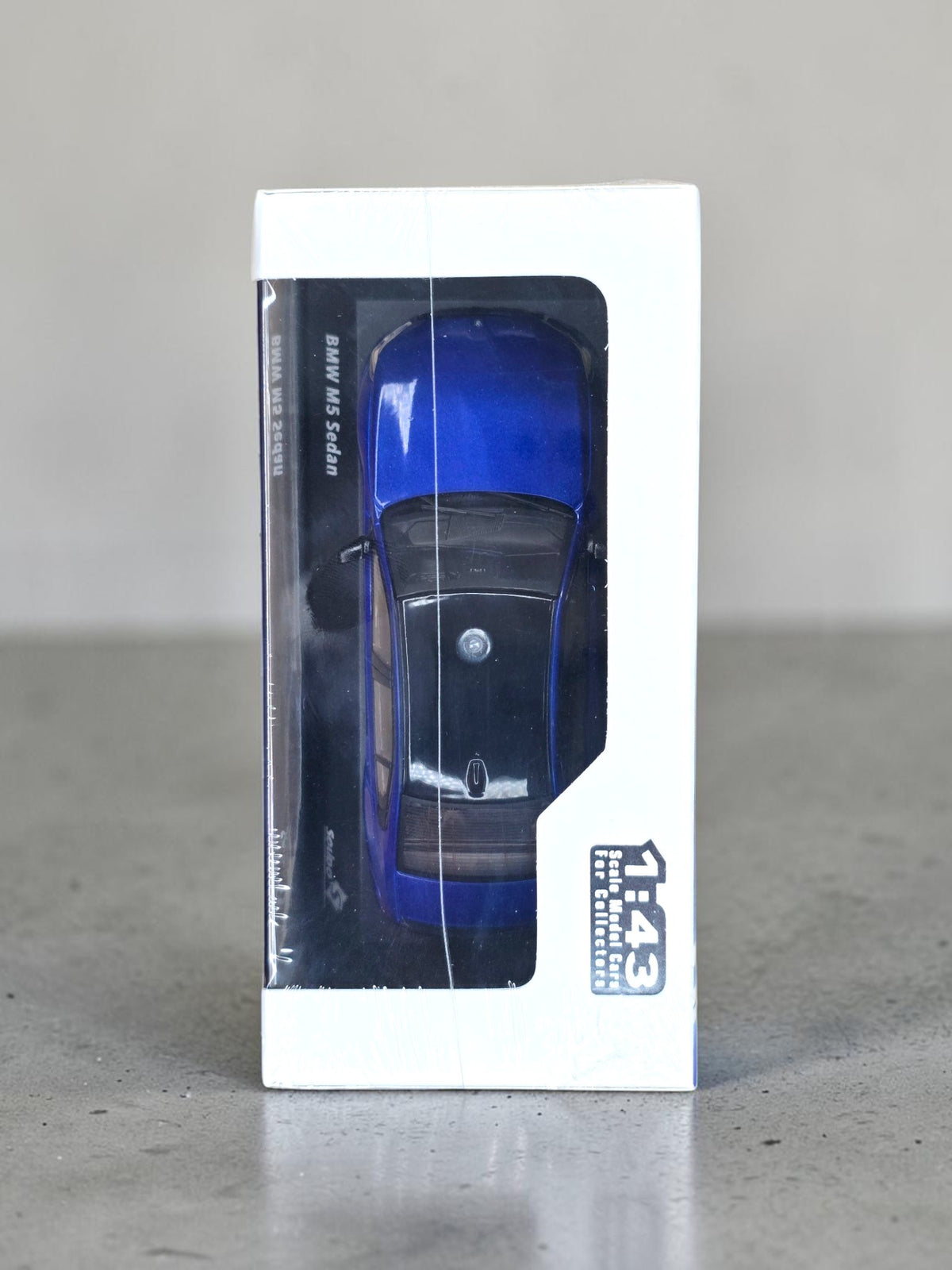 Solido BMW M5 Sedan 2024 Marina Bay Blue 1/43 S4317551 – Neuve Scellée