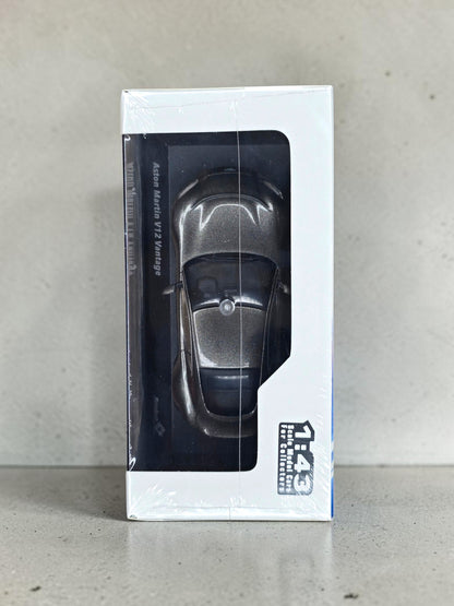 Solido Aston Martin V12 Vantage 2023 Cumberland Grey 1/43 S4314102 – Neuve Scellée
