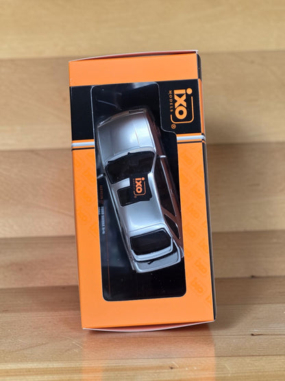 IXO Ford Sierra XR4i 1984 Gris métallisé 1/43 CLC483N.22 – Neuve