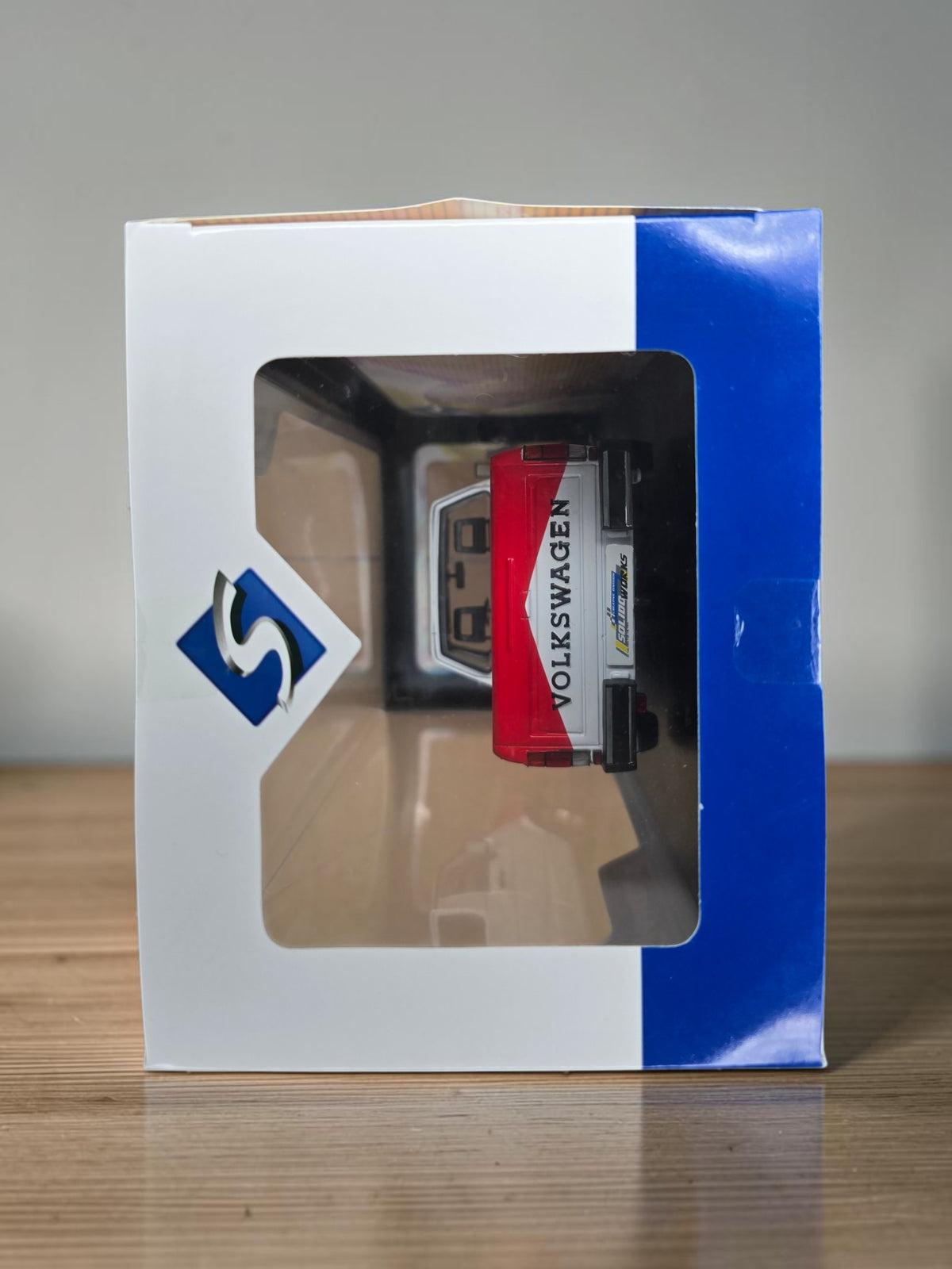 Solido Volkswagen Caddy Mk1 M Racing Tribute 1982 1/18 S1803512 – Neuf