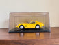 Ferrari 275 GTB jaune miniature 1/43 avec vitrine