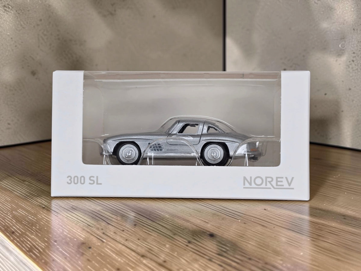 Mercedes-Benz 300 SL Argent 1/64 Norev