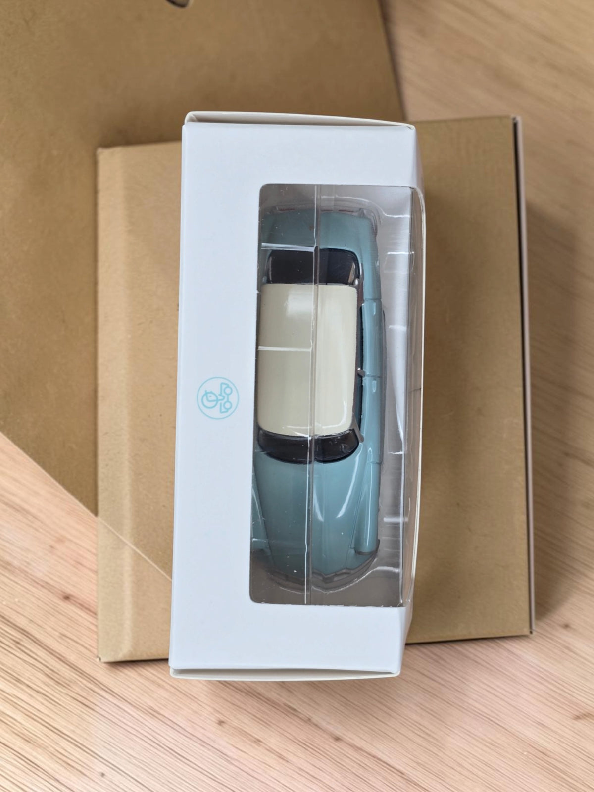 Citroën DS 19 Bleu Clair Toit Crème 1/64 Norev