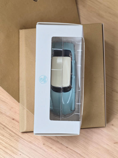 Citroën DS 19 Bleu Clair Toit Crème 1/64 Norev
